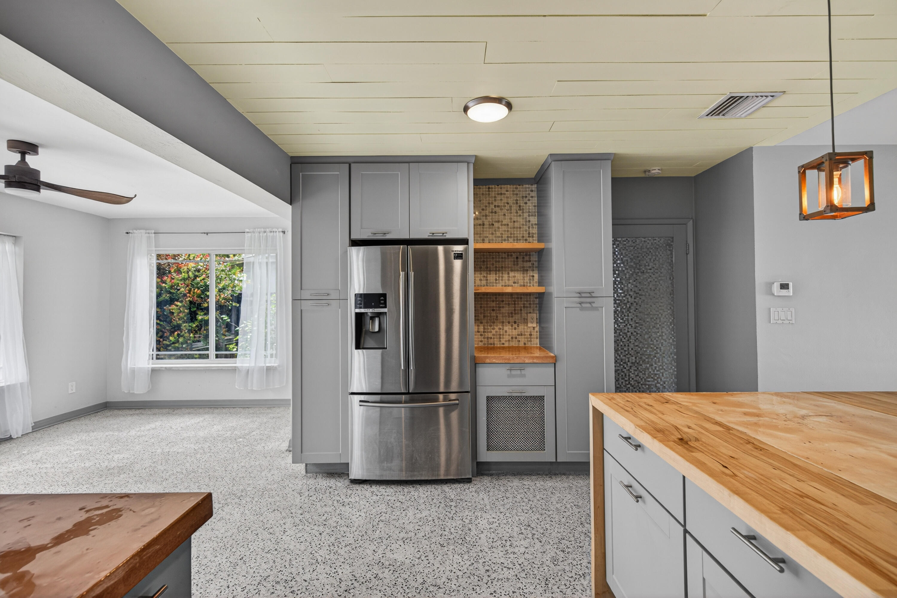 JENADA VILLAS - Residential