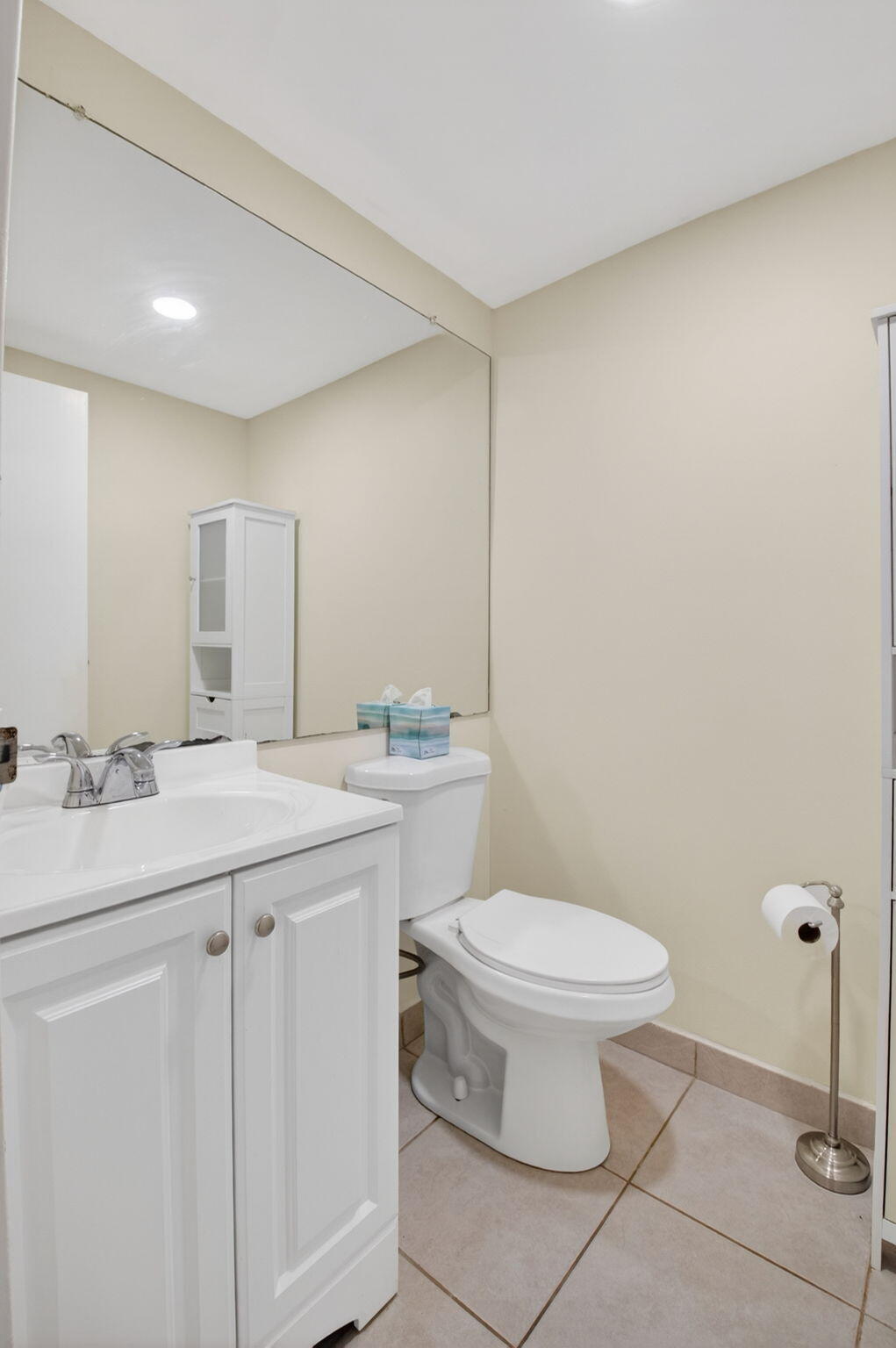 KINGS POINT FLANDERS CONDOS - Residential