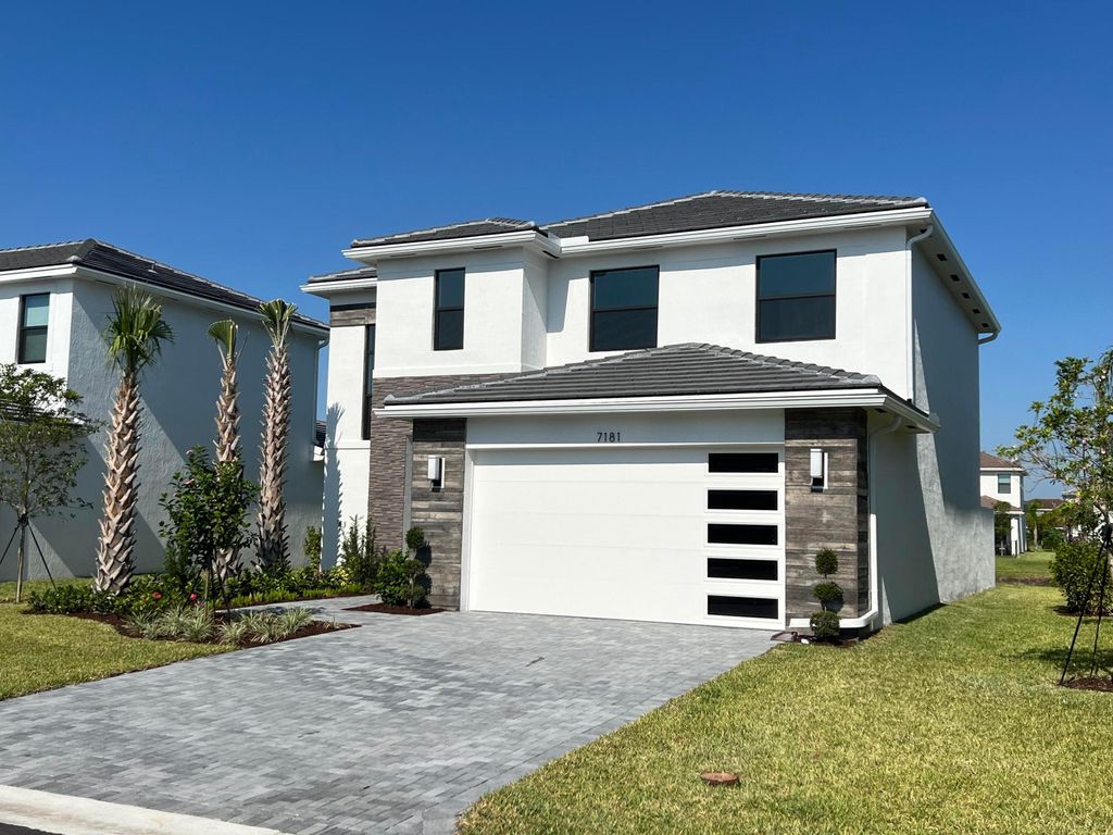 Photo of 7181 Villamar Way, Lake Worth, FL 33463 (MLS # R11079455)