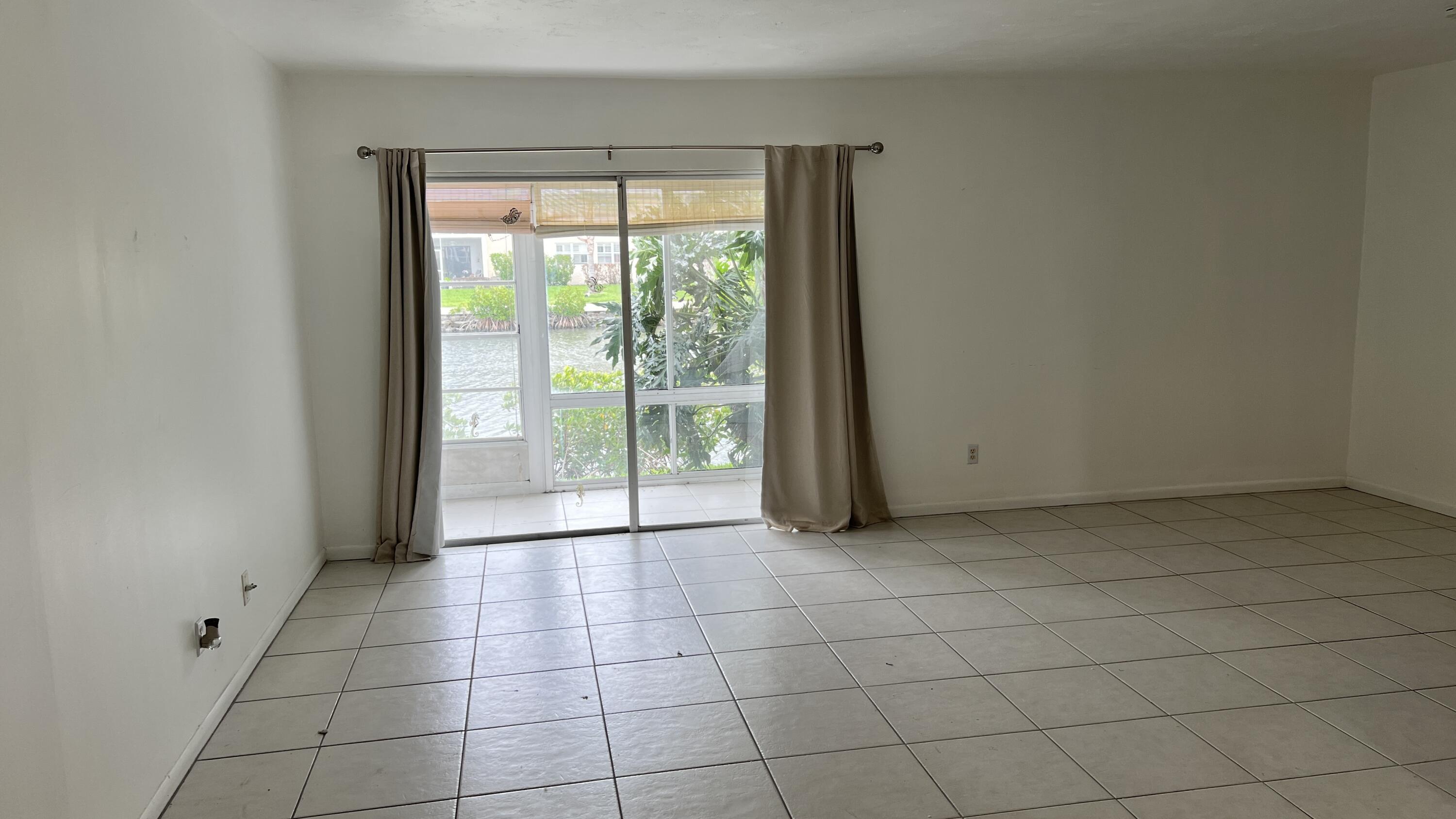 TREASURE COAST ISLES - Residential