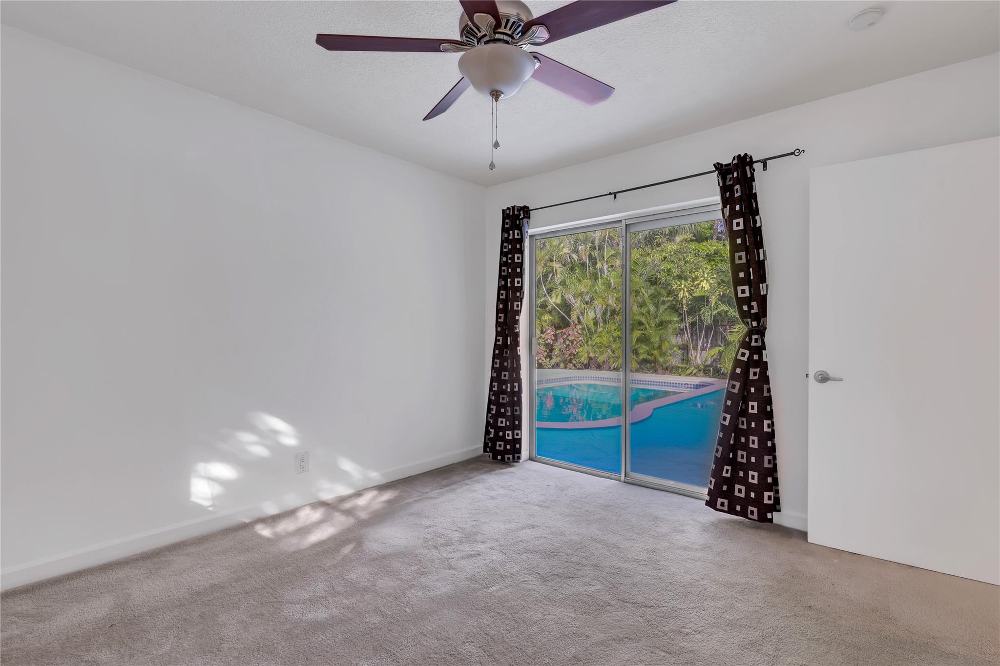 ROYAL PALM ACRES - Residential