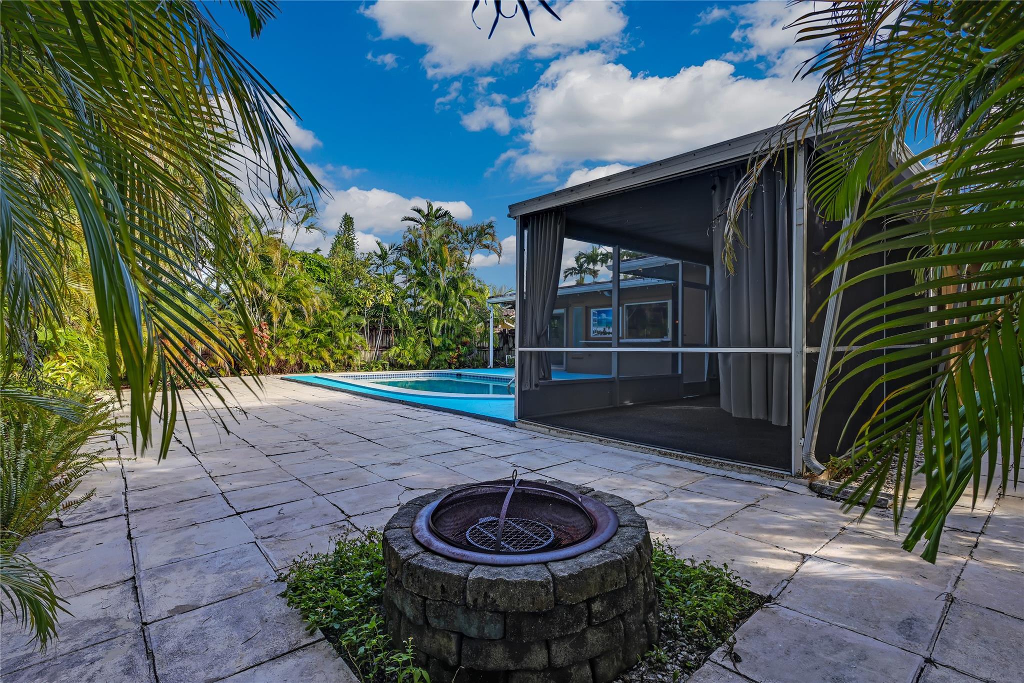 ROYAL PALM ACRES - Residential