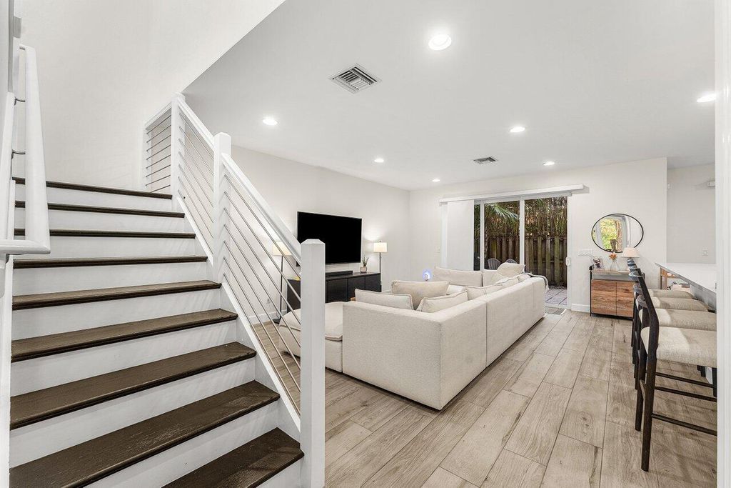 Photo of 612 SW 15th Street, Fort Lauderdale, FL 33315 (MLS # R11162979)