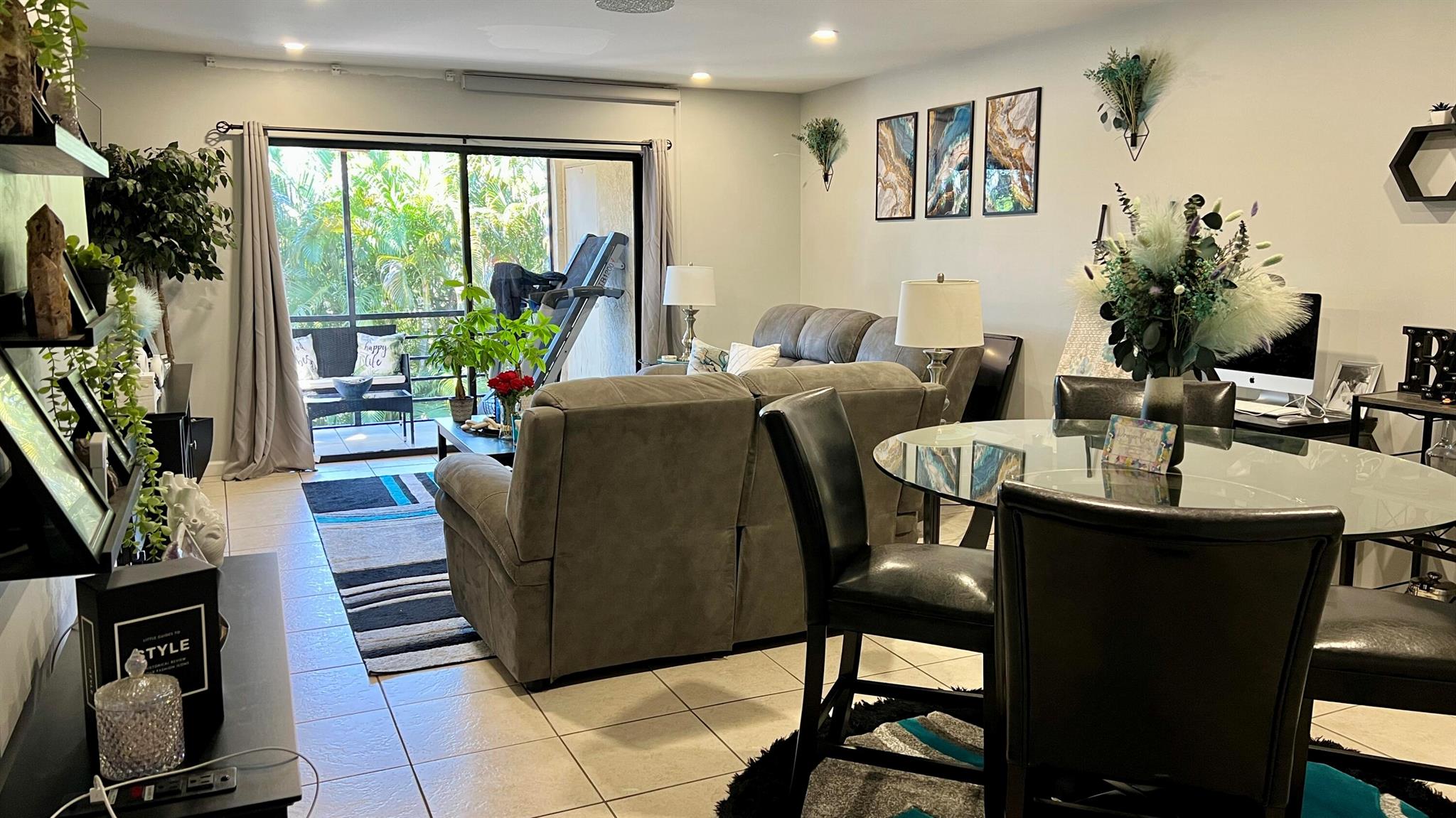 Cypress Park Condo - Residential