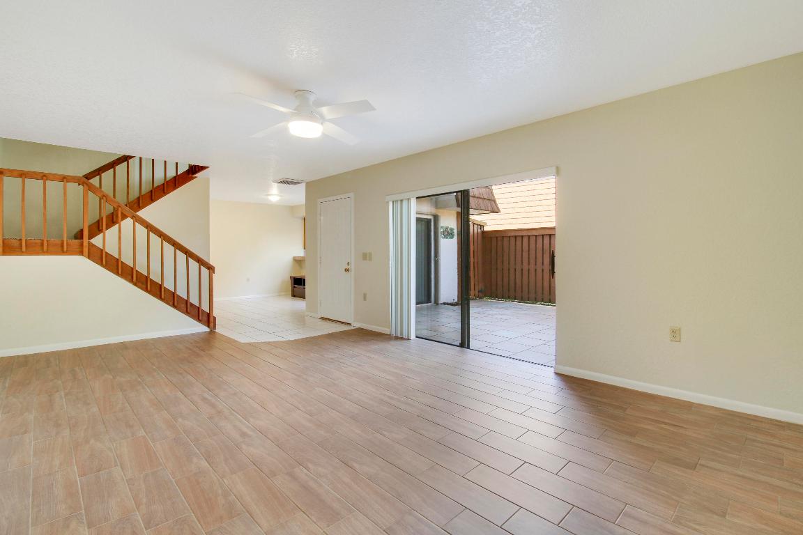 TEQUESTA HILLS CONDO - Residential