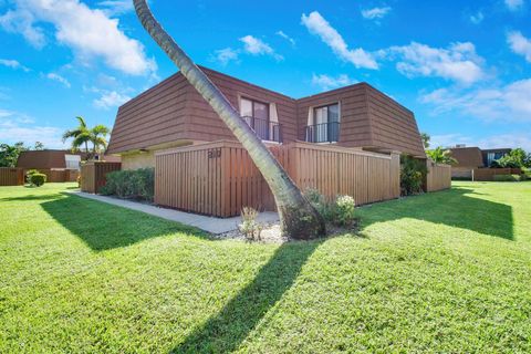 Photo of 3900 County Line Road #21d, Tequesta, FL 33469 (MLS # R11118331)