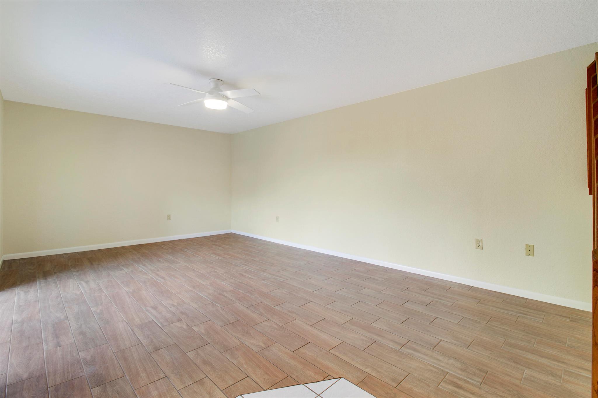 TEQUESTA HILLS CONDO - Residential