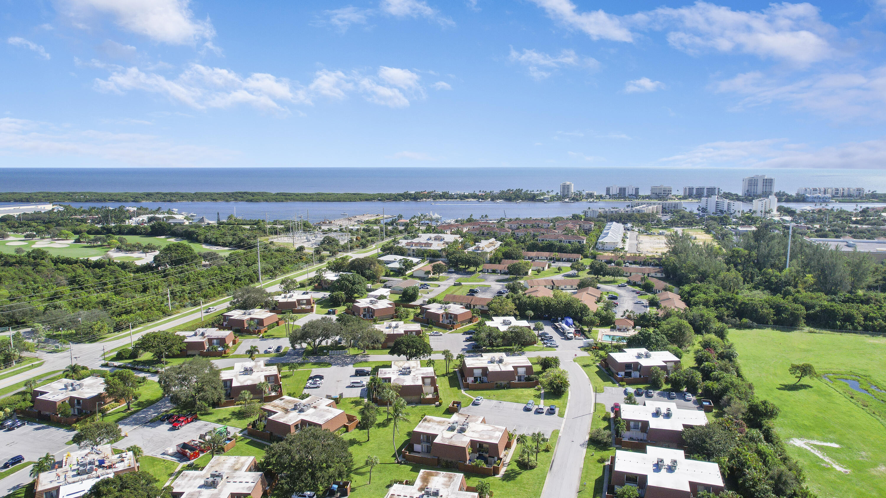 TEQUESTA HILLS CONDO - Residential