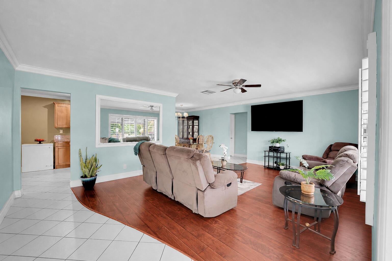 4400 NW 44th Terrace
