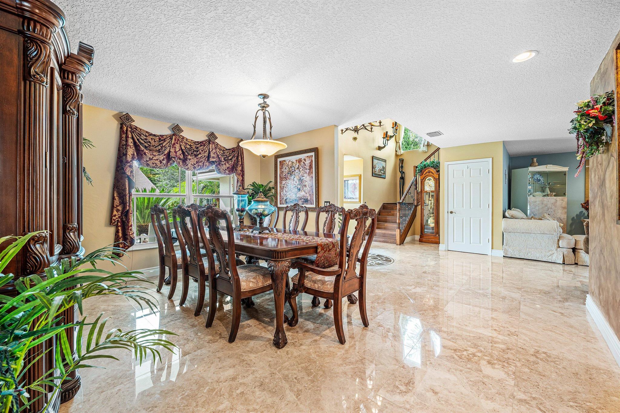 ESTOVILLE - Residential
