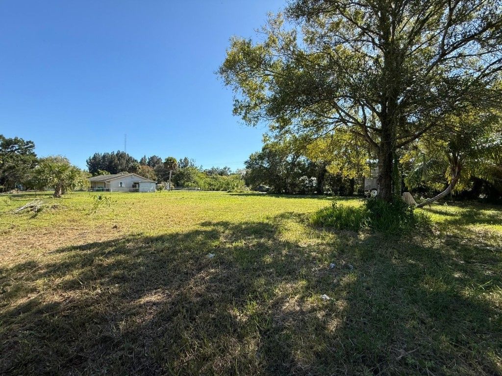 Photo of 3704 Arnold Road, Fort Pierce, FL 34981 (MLS # F10532069)