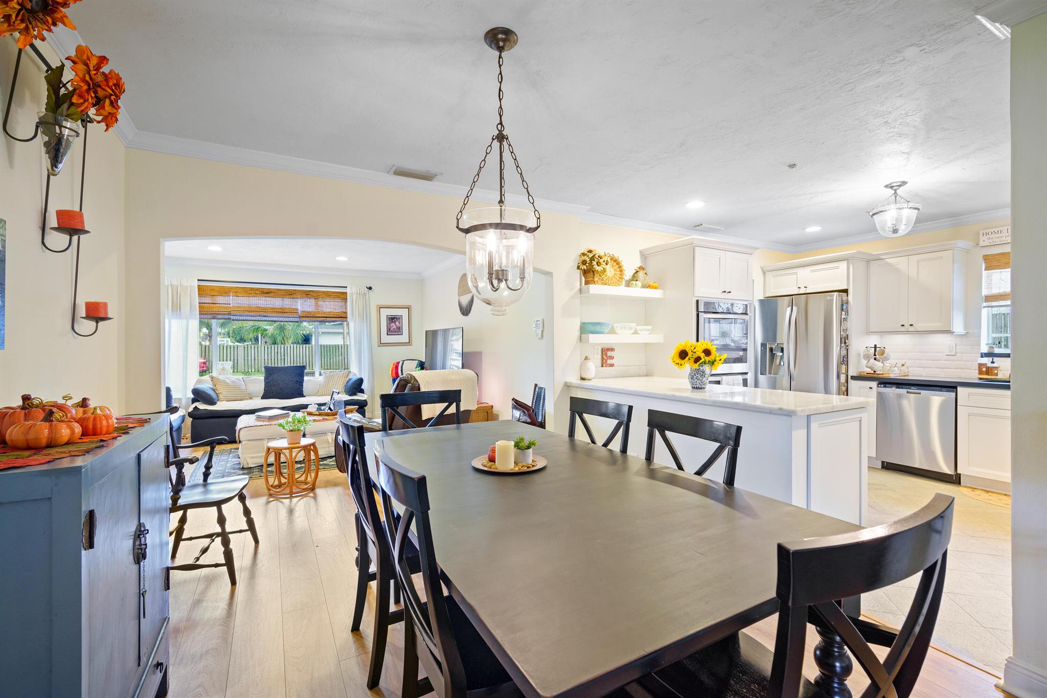 PEMBROKE LAKES SEC 1 - Residential