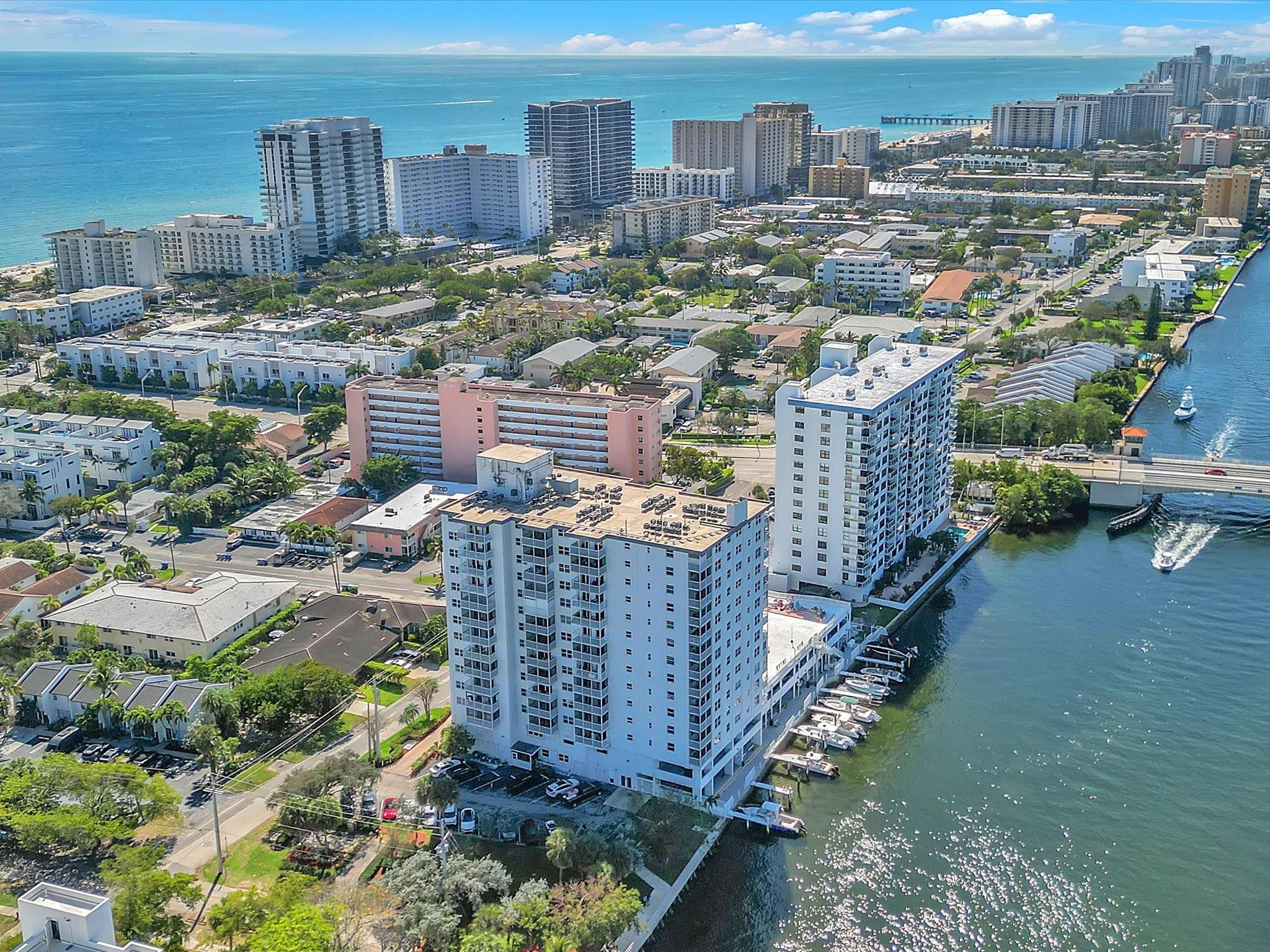 1505 N Riverside Dr 1002