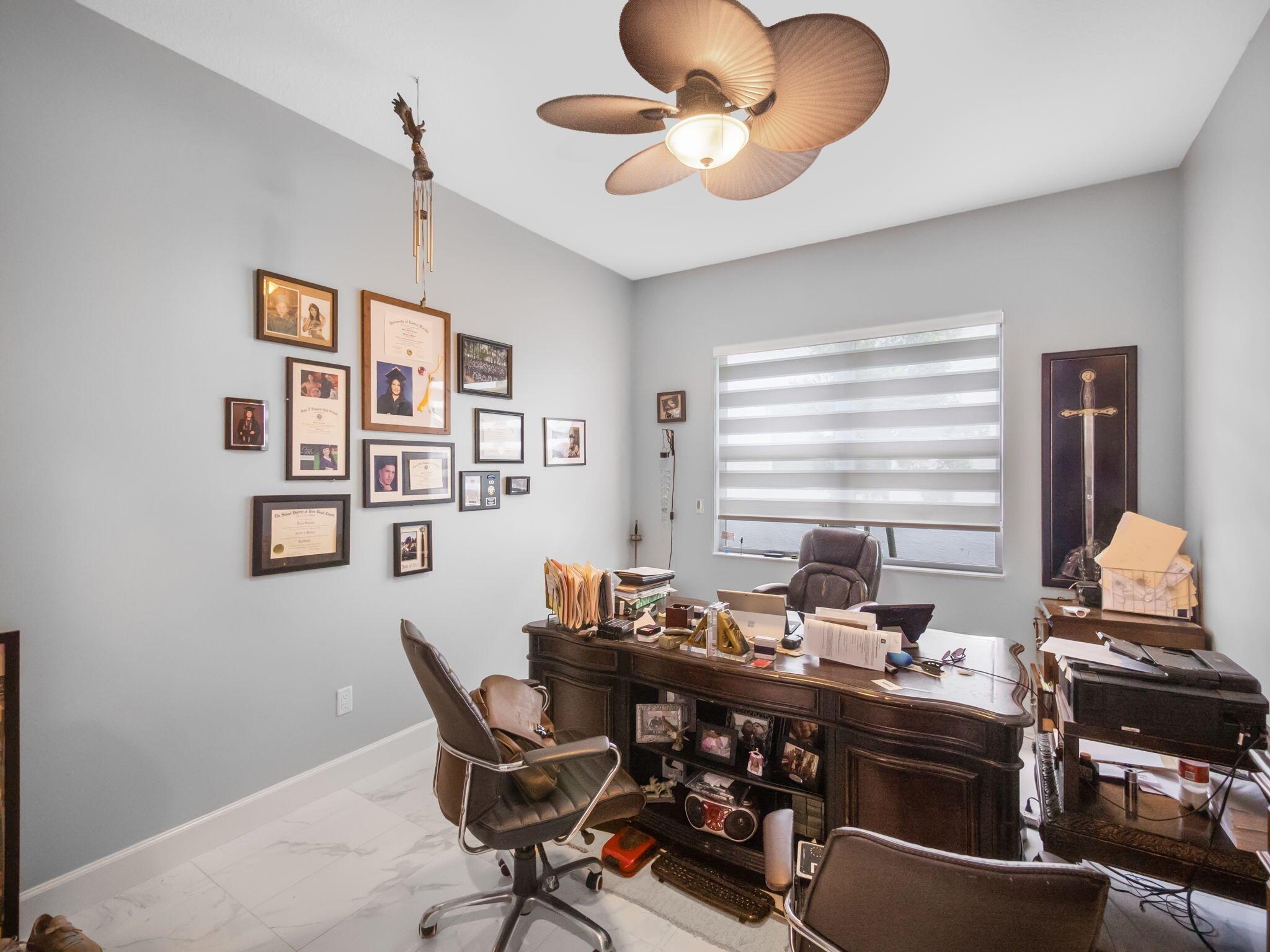 HAMMOCKS OF WESTLAKE PHAS - Residential Lease