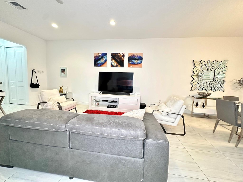 Centra Falls West - Residential