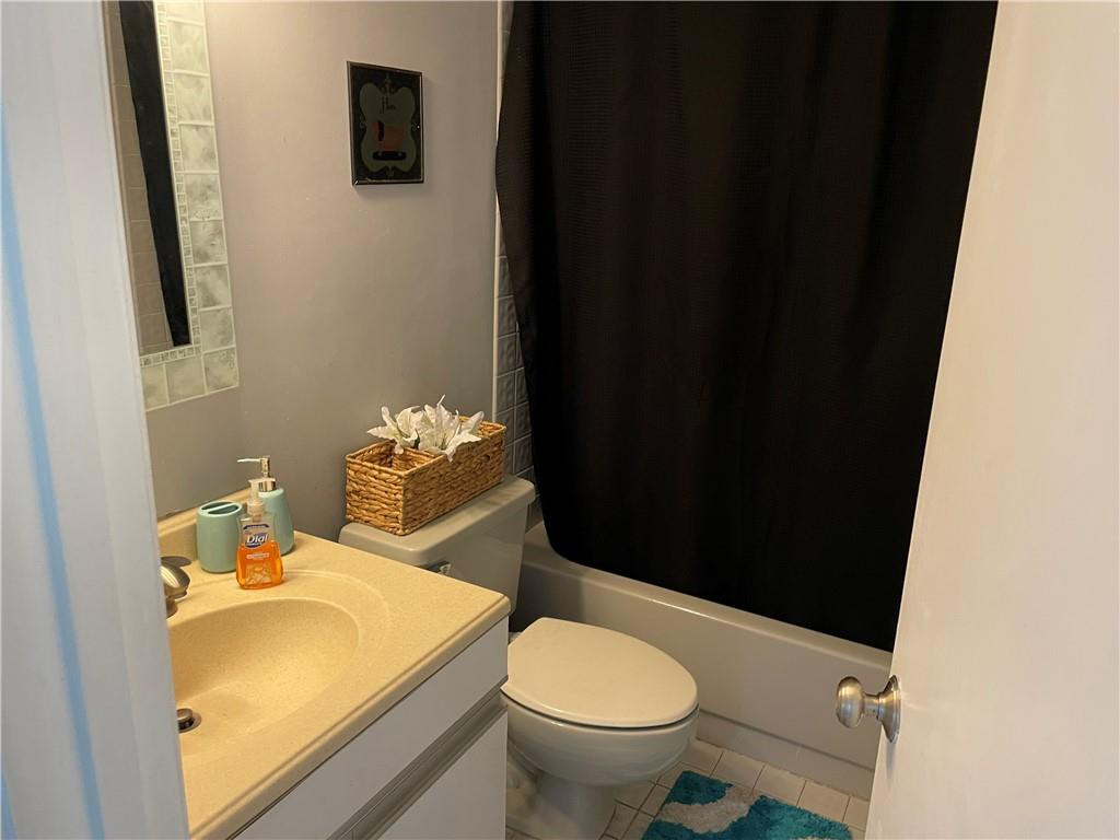 PEMBROKE LAKES SOUTH - Residential