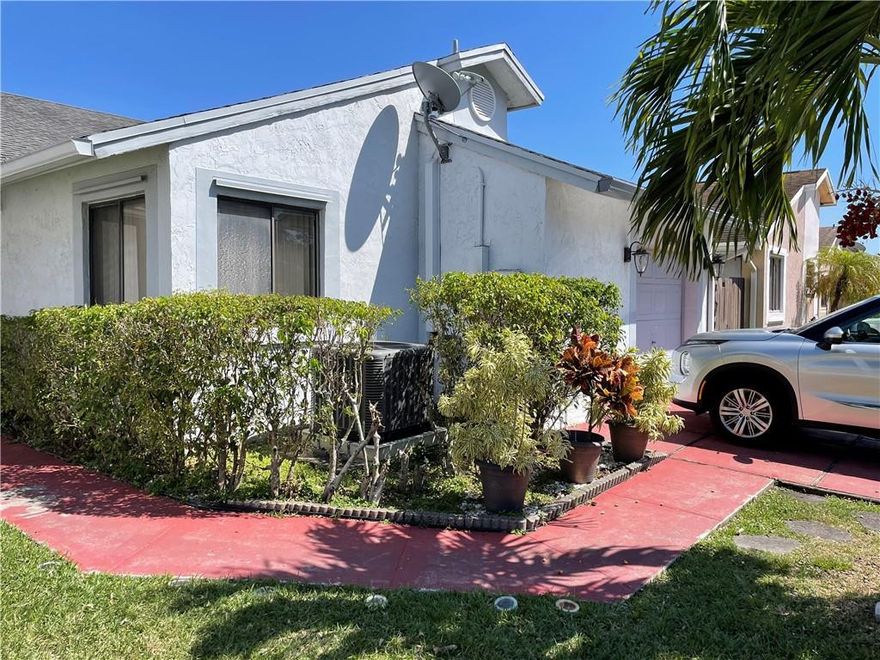 Great location .    close to schools , transportation , shopping , Entertainment, close to CB Smith Park , Pembroke Lakes Mall