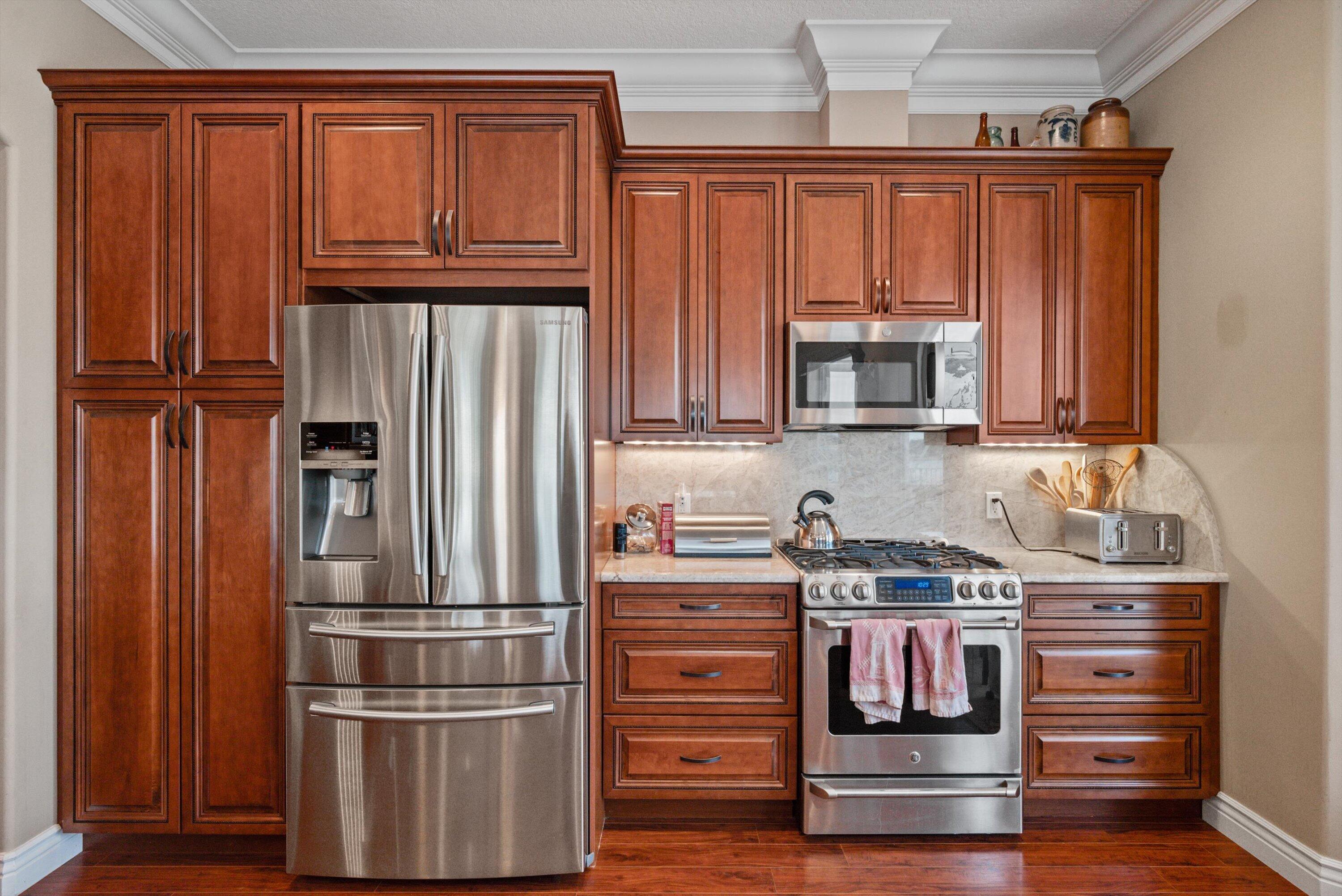 PGA RESORT COMMUNITY OF AUGUSTA AT EAGLETON - Residential