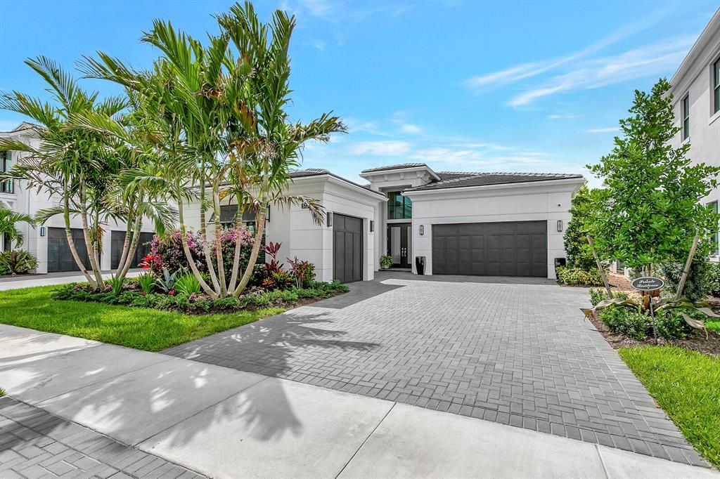 Photo of 5720 Gauguin Terrace, Palm Beach Gardens, FL 33418 (MLS # R10821148)