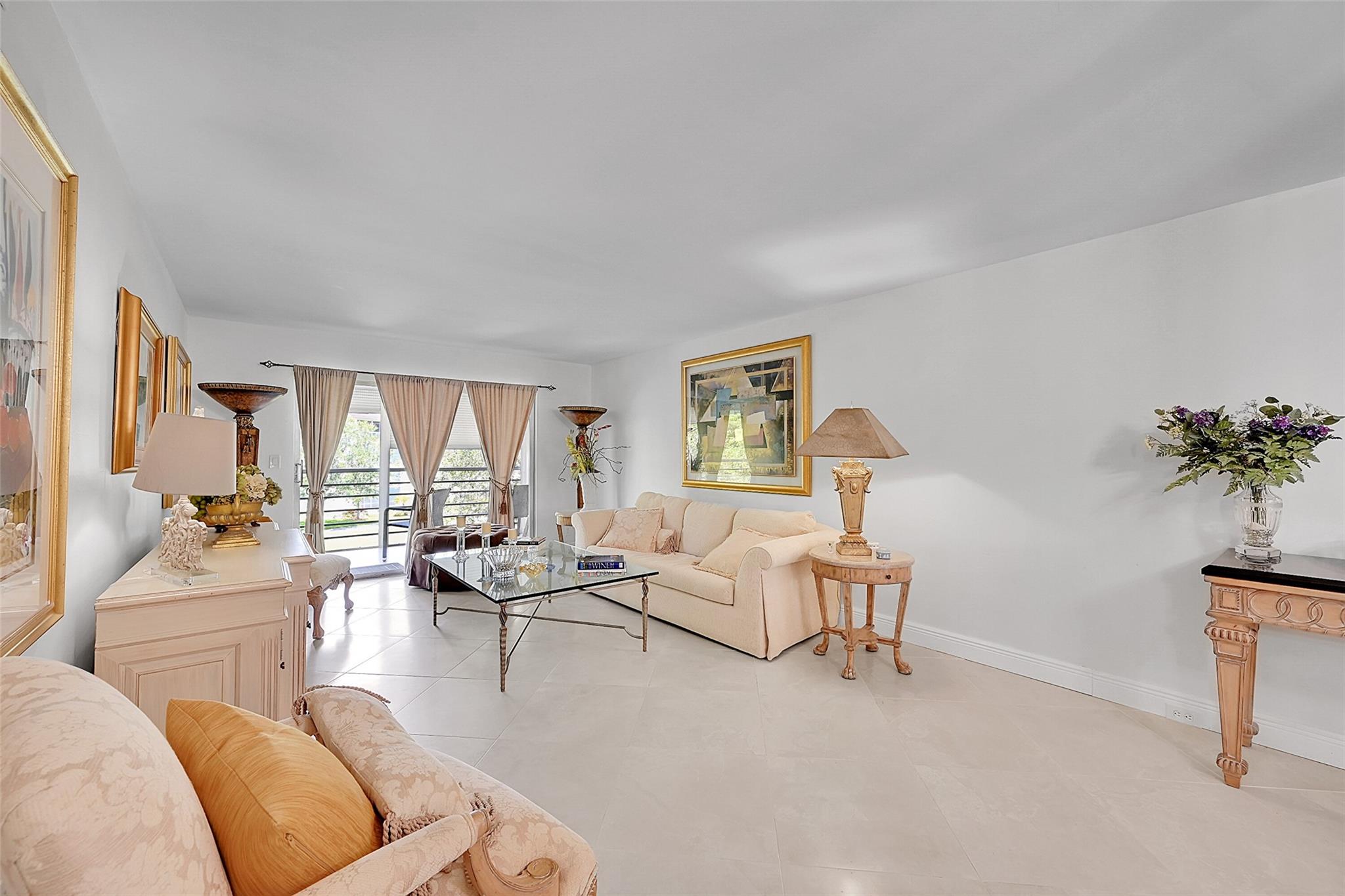 WYNMOOR VILLAGE - Residential