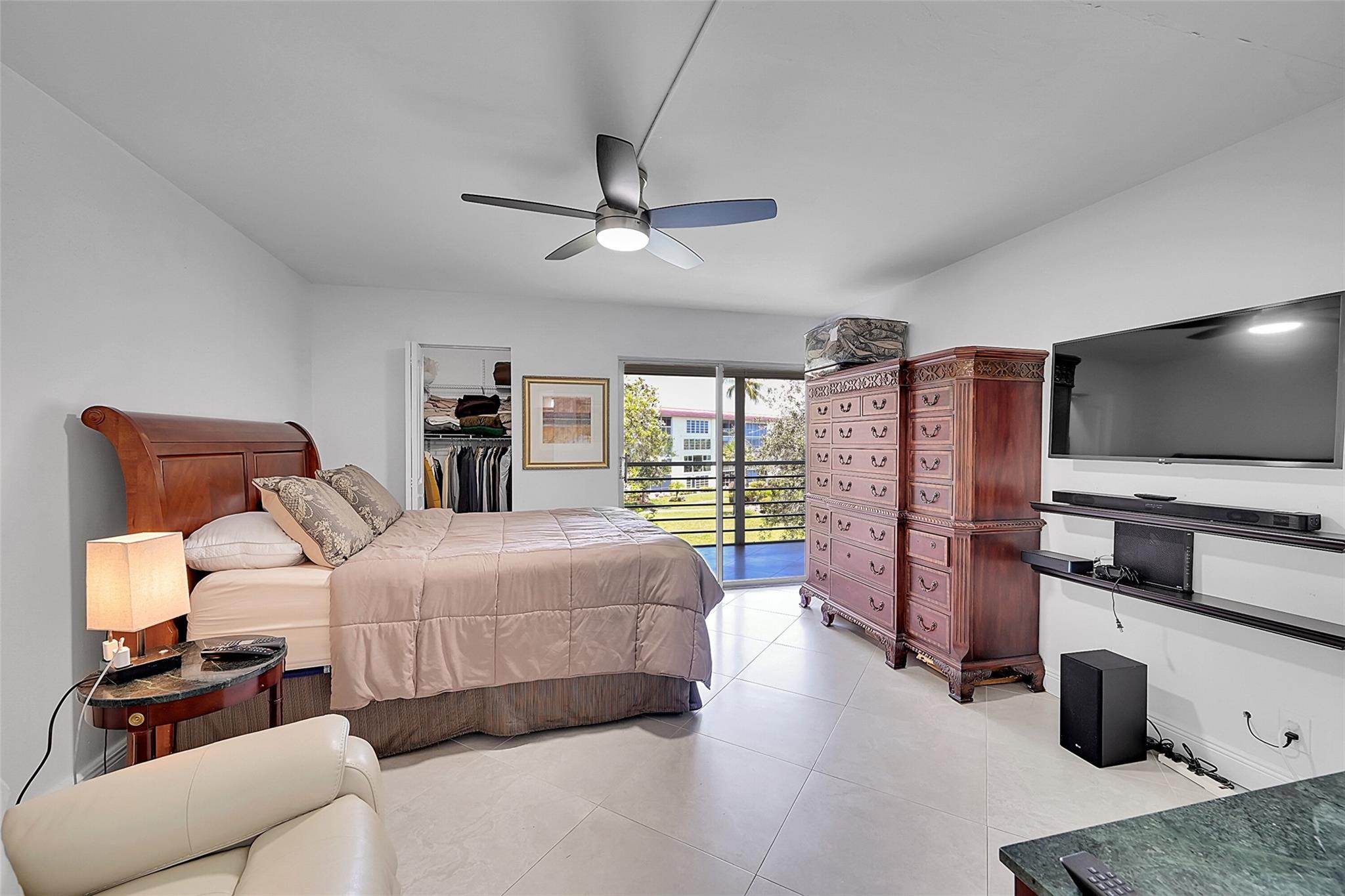WYNMOOR VILLAGE - Residential