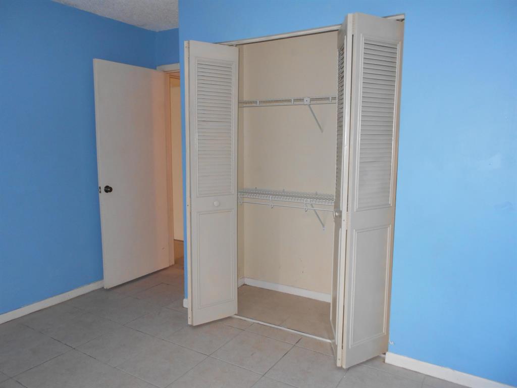 PALM CLUB VILLAGE I CONDO - Residential