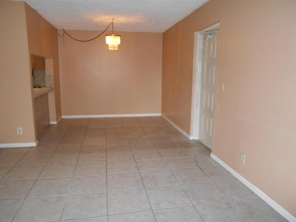 PALM CLUB VILLAGE I CONDO - Residential