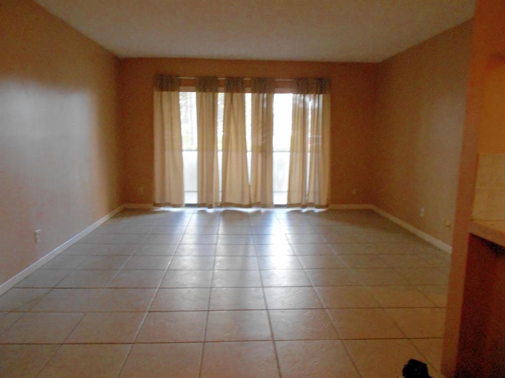 PALM CLUB VILLAGE I CONDO - Residential