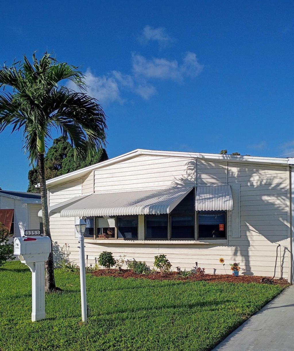 Photo of 3353 Lake Overlook Place, Lantana, FL 33462 (MLS # F10531557)