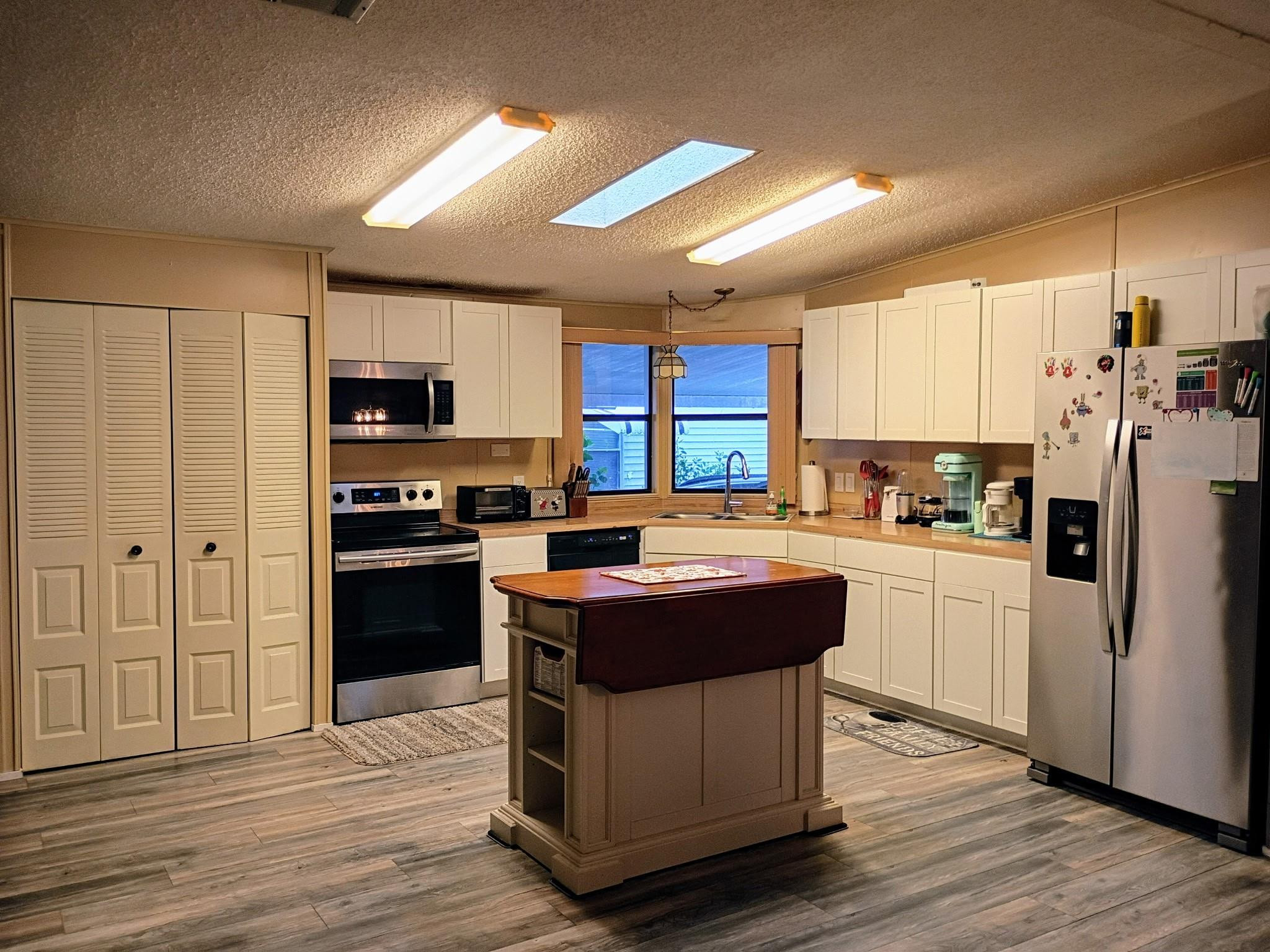 Palm Breezes Club - Residential