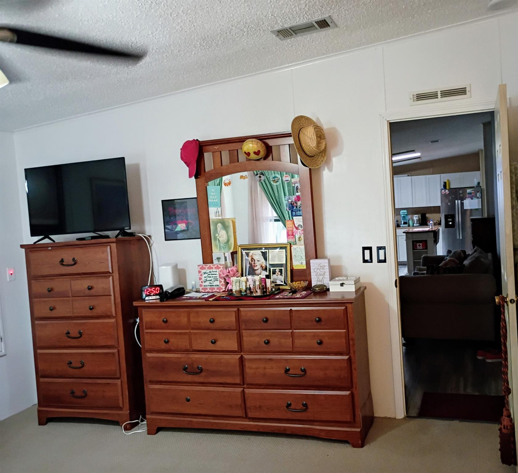 Palm Breezes Club - Residential