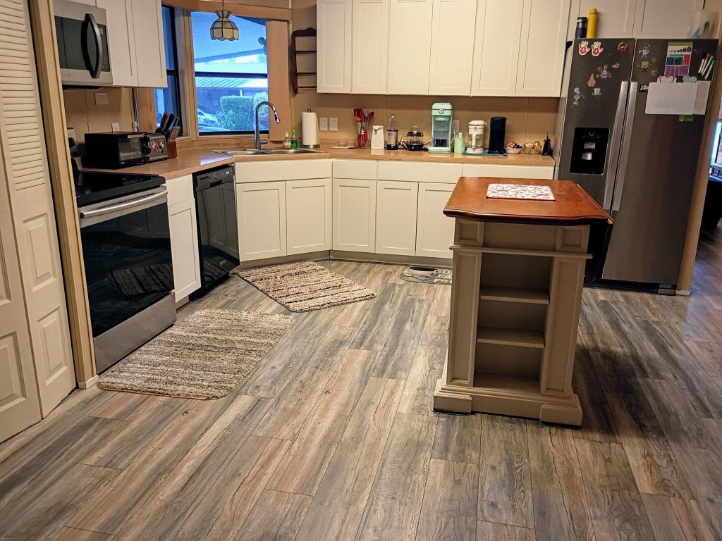 Palm Breezes Club - Residential