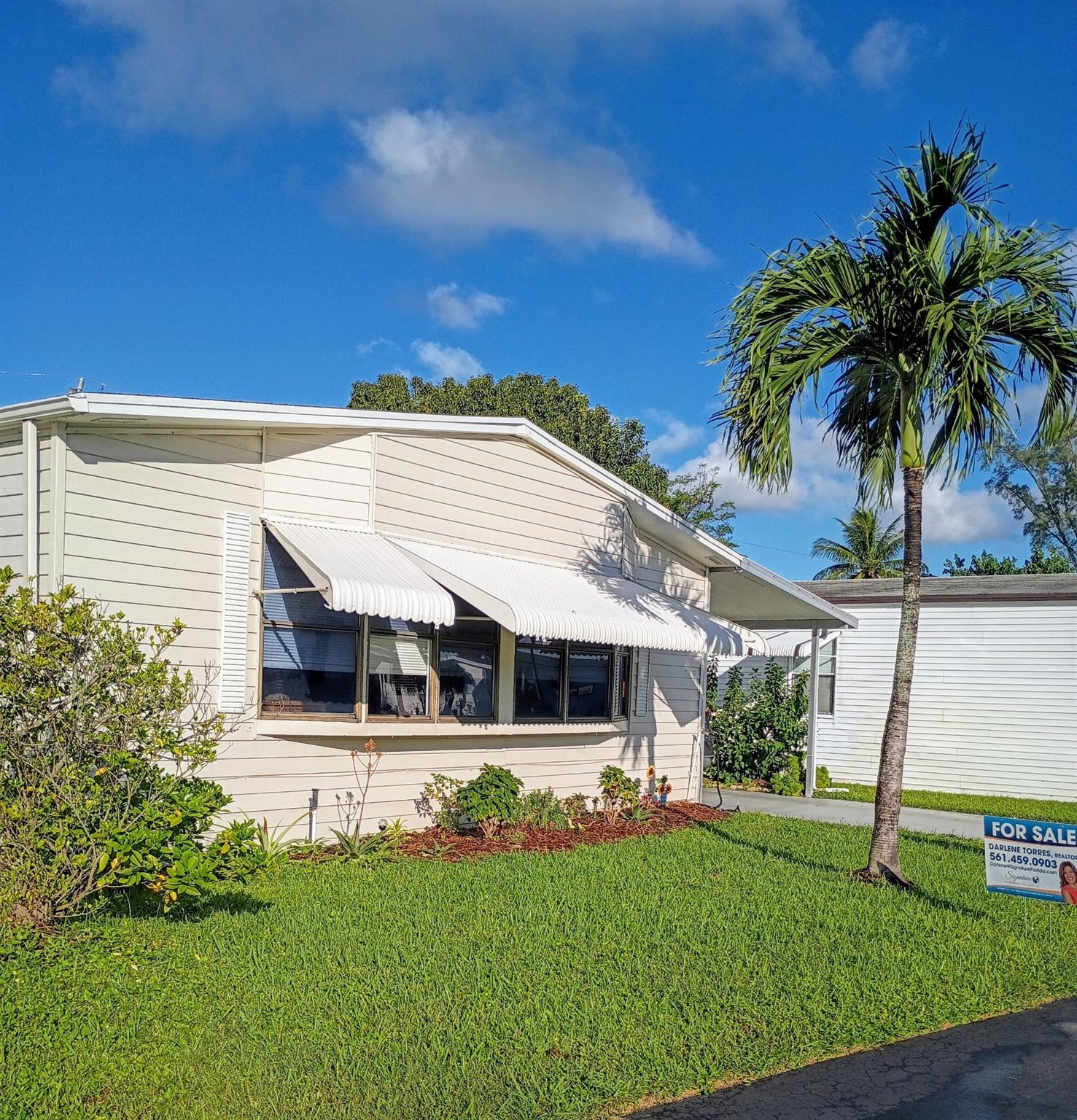 Palm Breezes Club - Residential