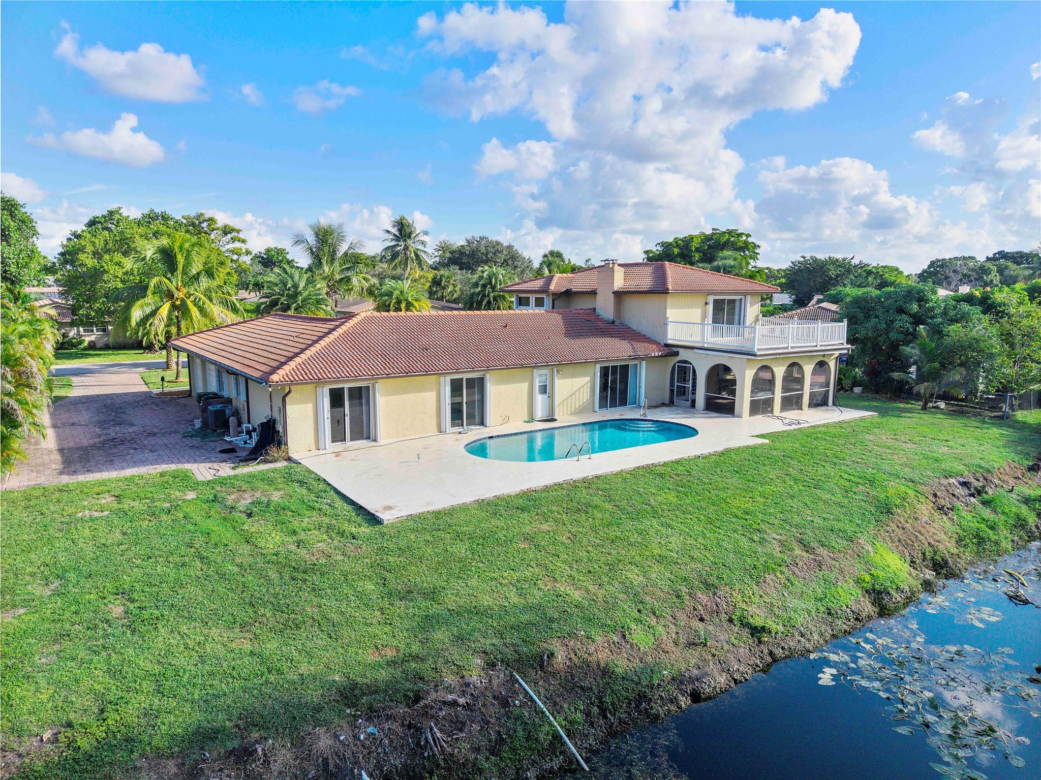 Coral Spgs Village Green - Residential