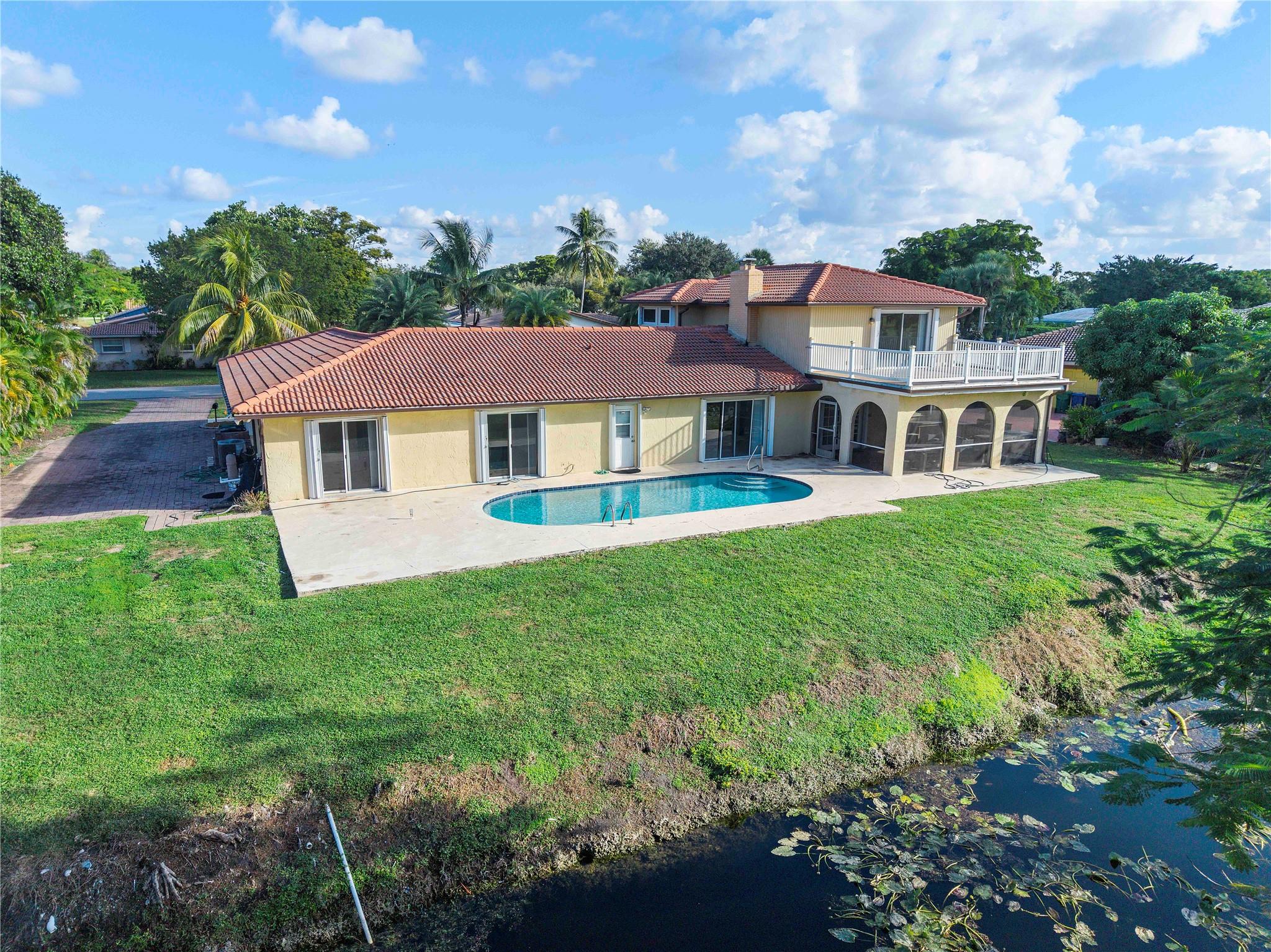 Coral Spgs Village Green - Residential