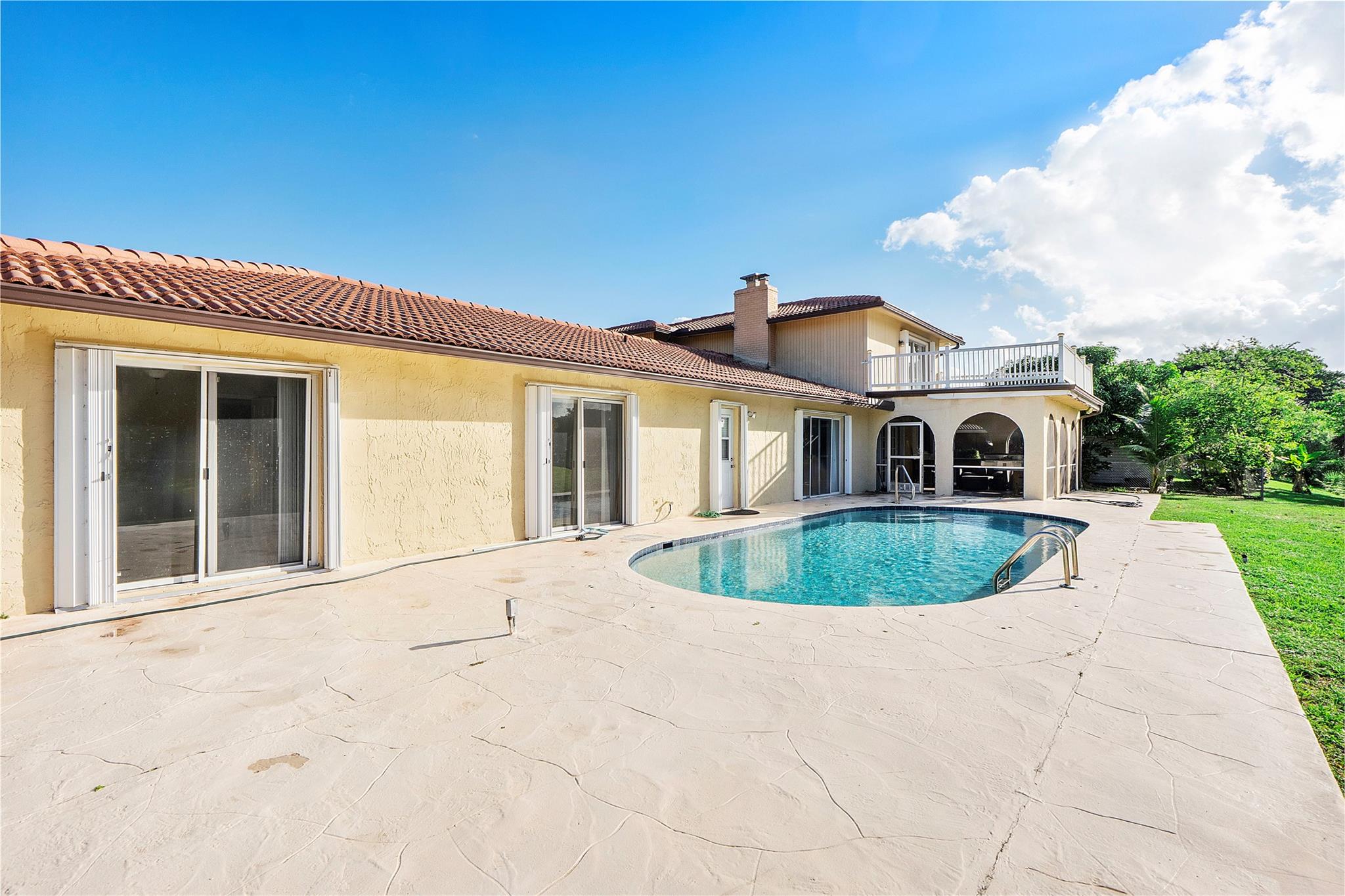 Coral Spgs Village Green - Residential