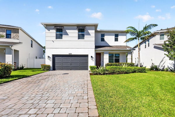 6800 SE PARK TRACE DR, STUART, FL 34997 - Image b705ec67bea5d5629d4a2ca9725de2c6/2588813890