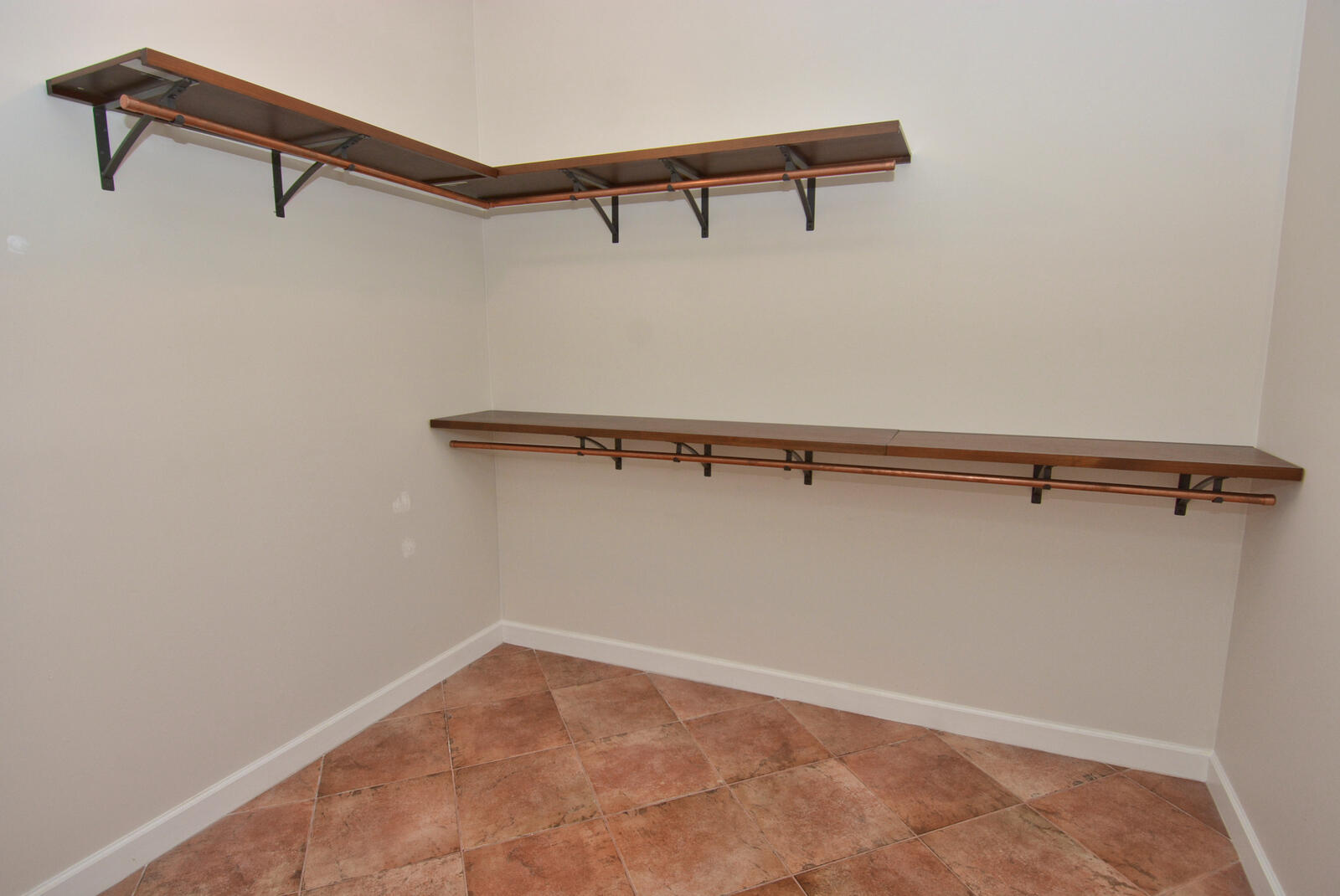 MAIDSTONE - Residential