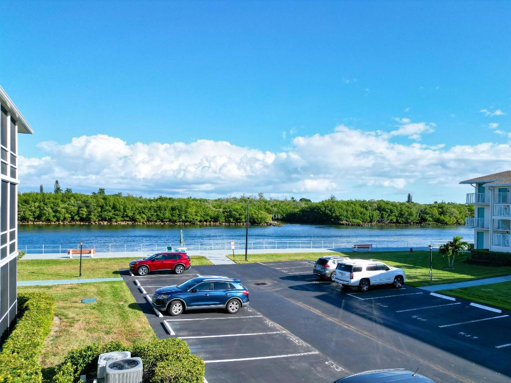 STERLING VILLAGE - Residential