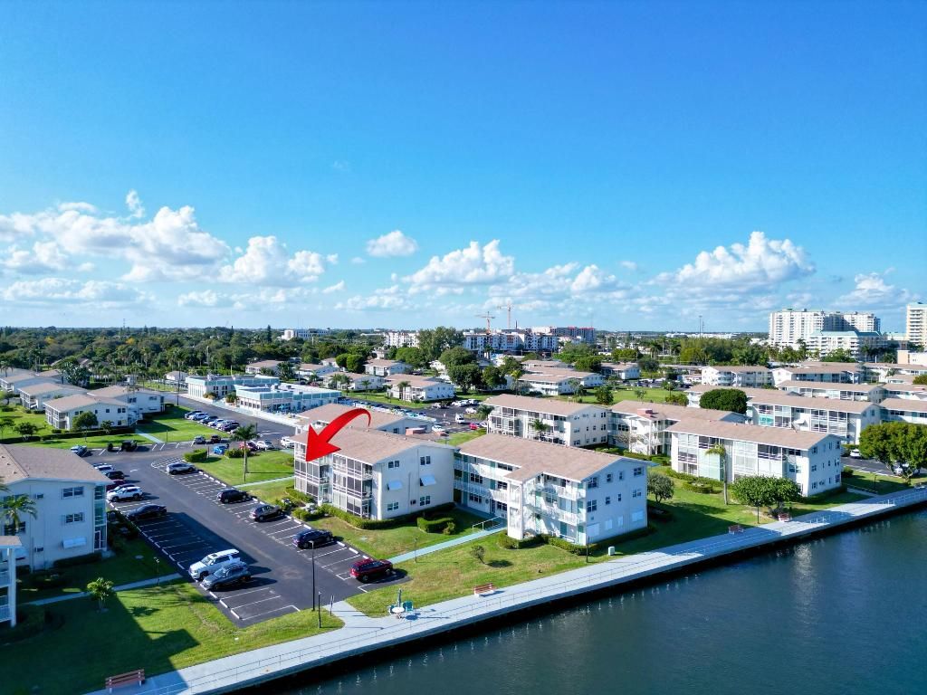 Photo of 530 Horizons E #205, Boynton Beach, FL 33435 (MLS # R11152301)