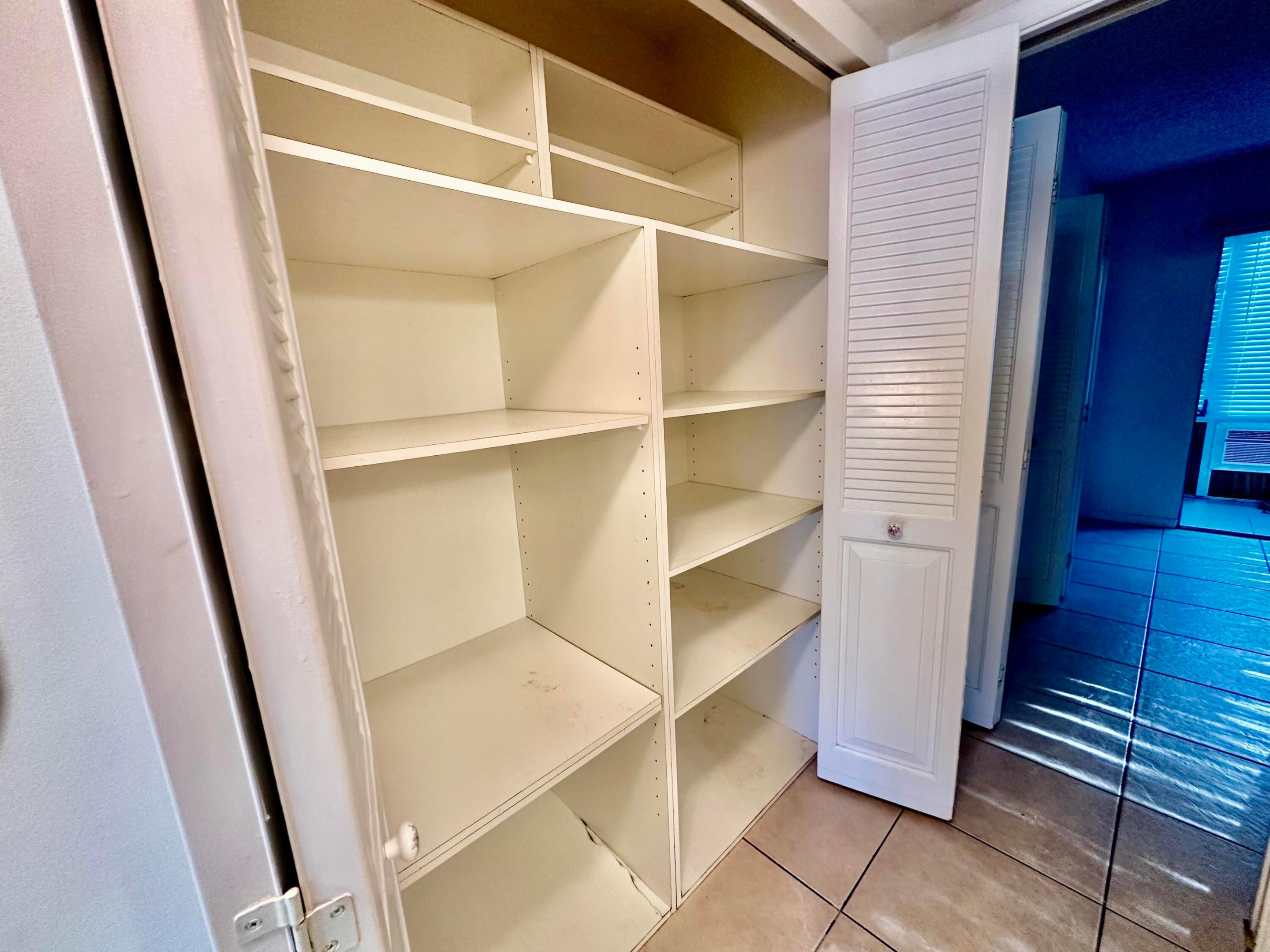 FARNHAM D CONDO - Residential