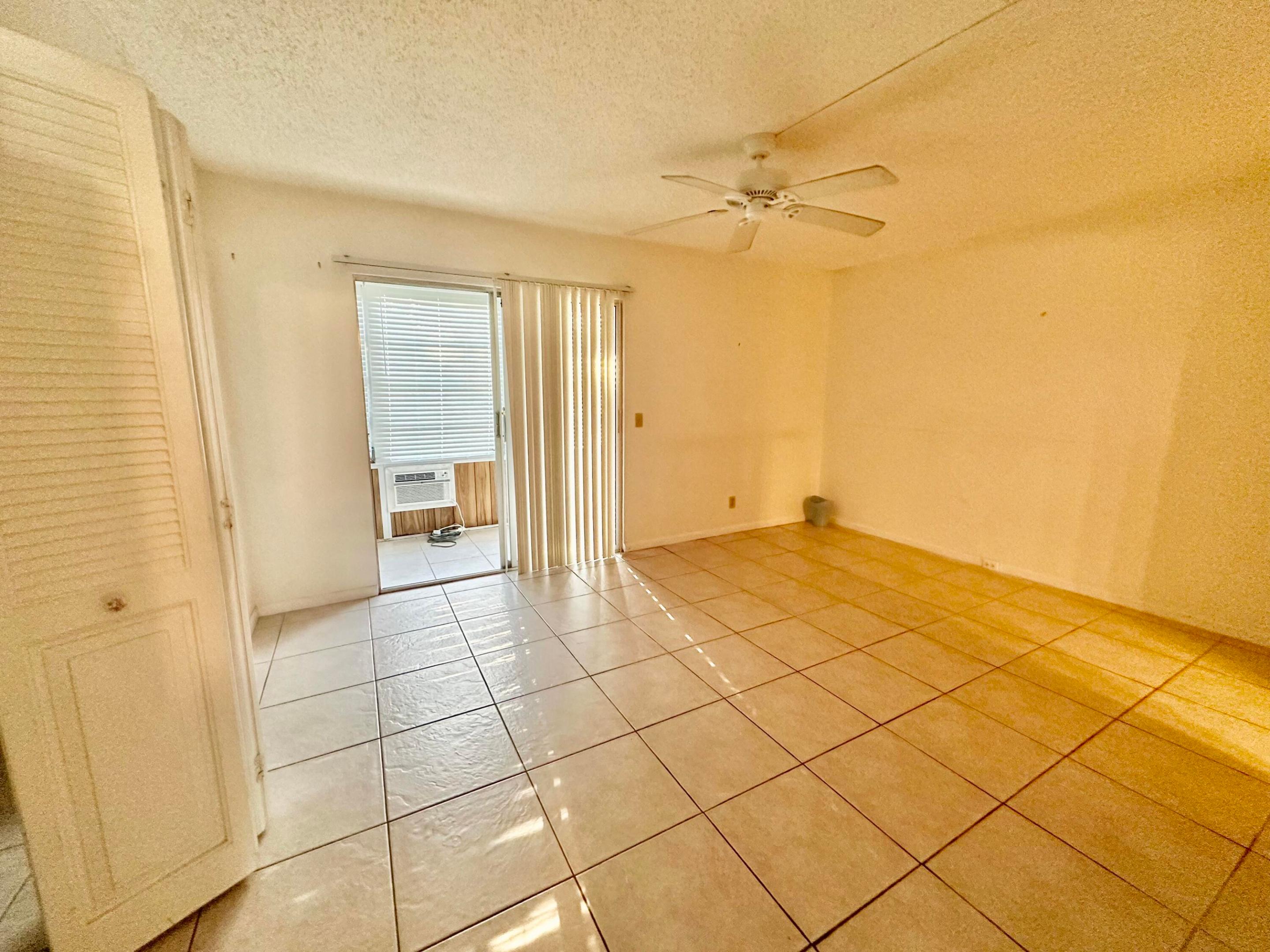 FARNHAM D CONDO - Residential