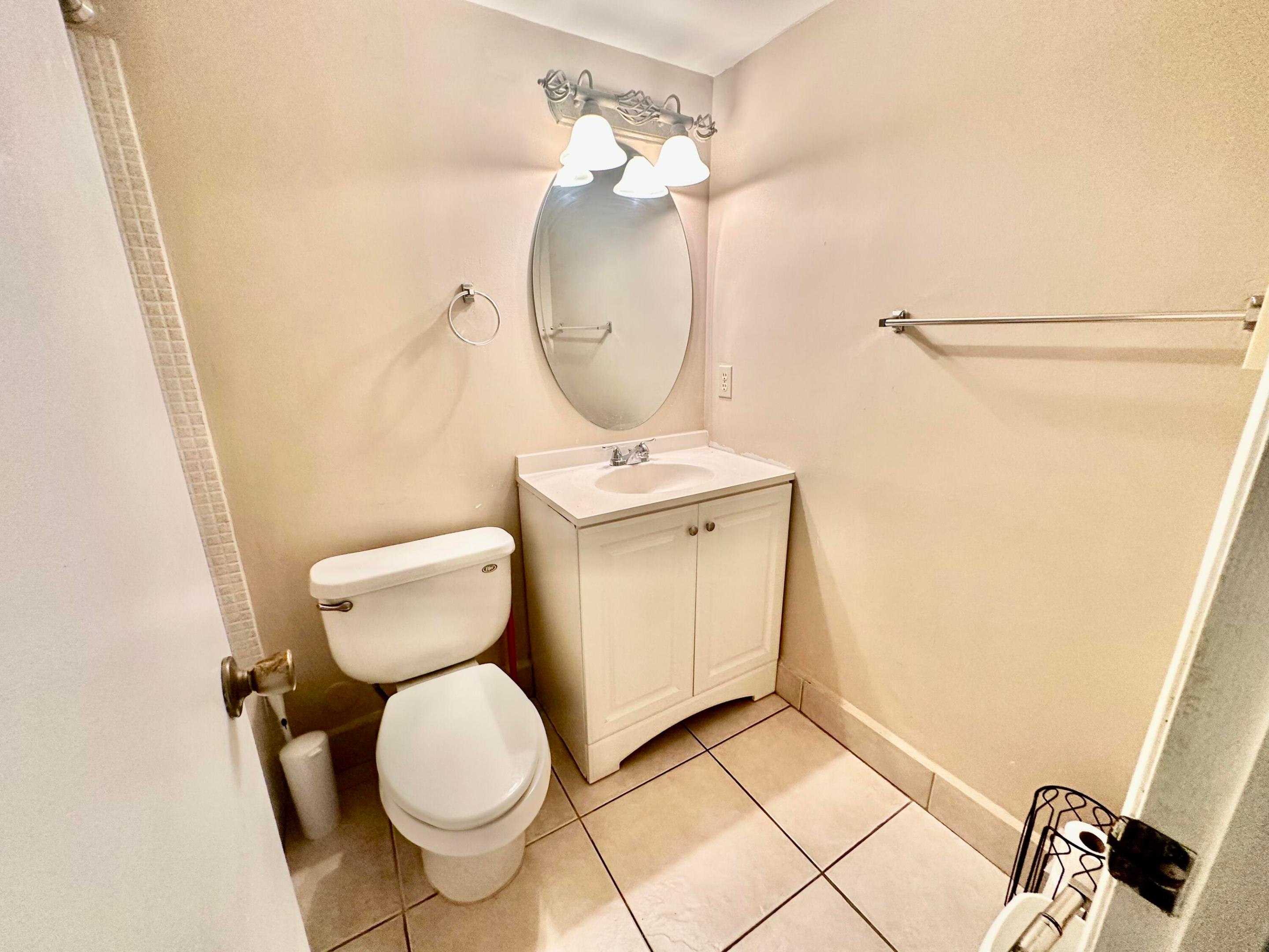 FARNHAM D CONDO - Residential