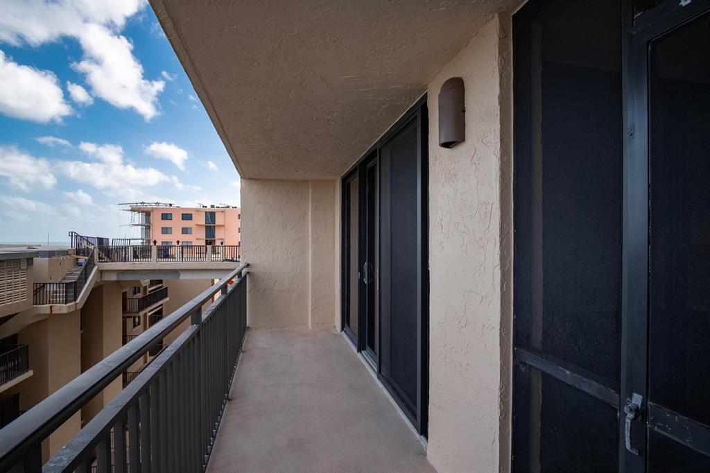 MOONTIDE CONDO - Residential