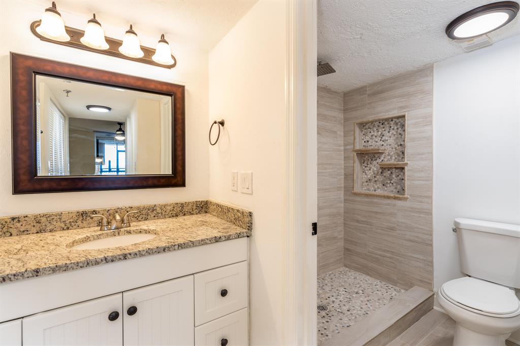 MOONTIDE CONDO - Residential