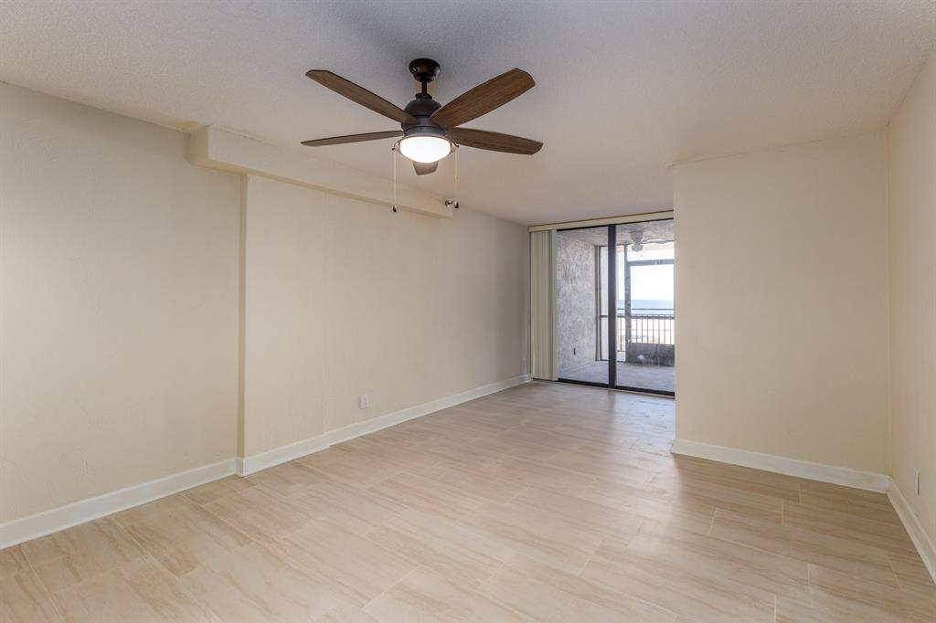 MOONTIDE CONDO - Residential