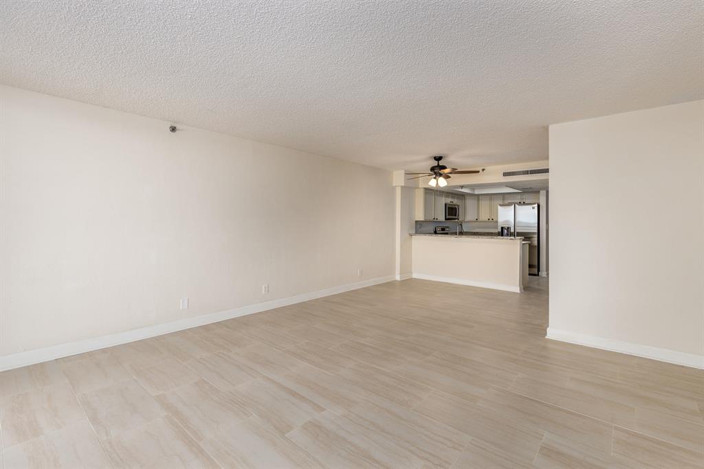 MOONTIDE CONDO - Residential