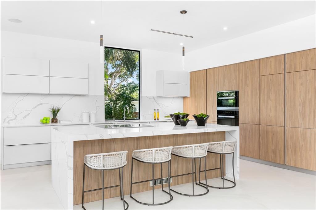 BEACHWAY HEIGHTS UNIT B - Residential