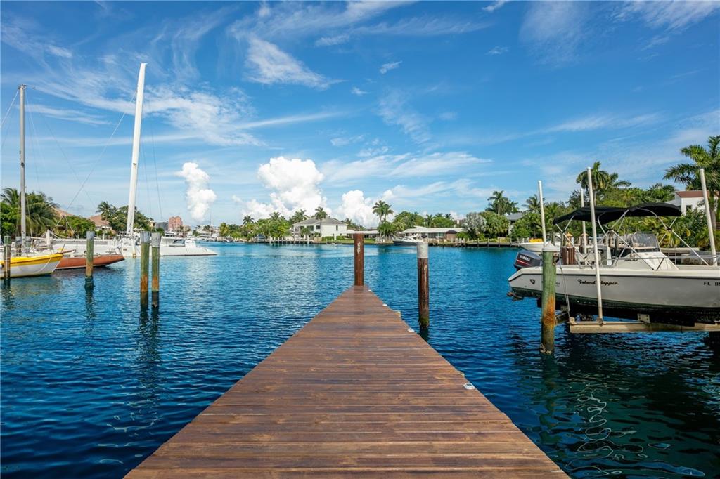 BEACHWAY HEIGHTS UNIT B - Residential