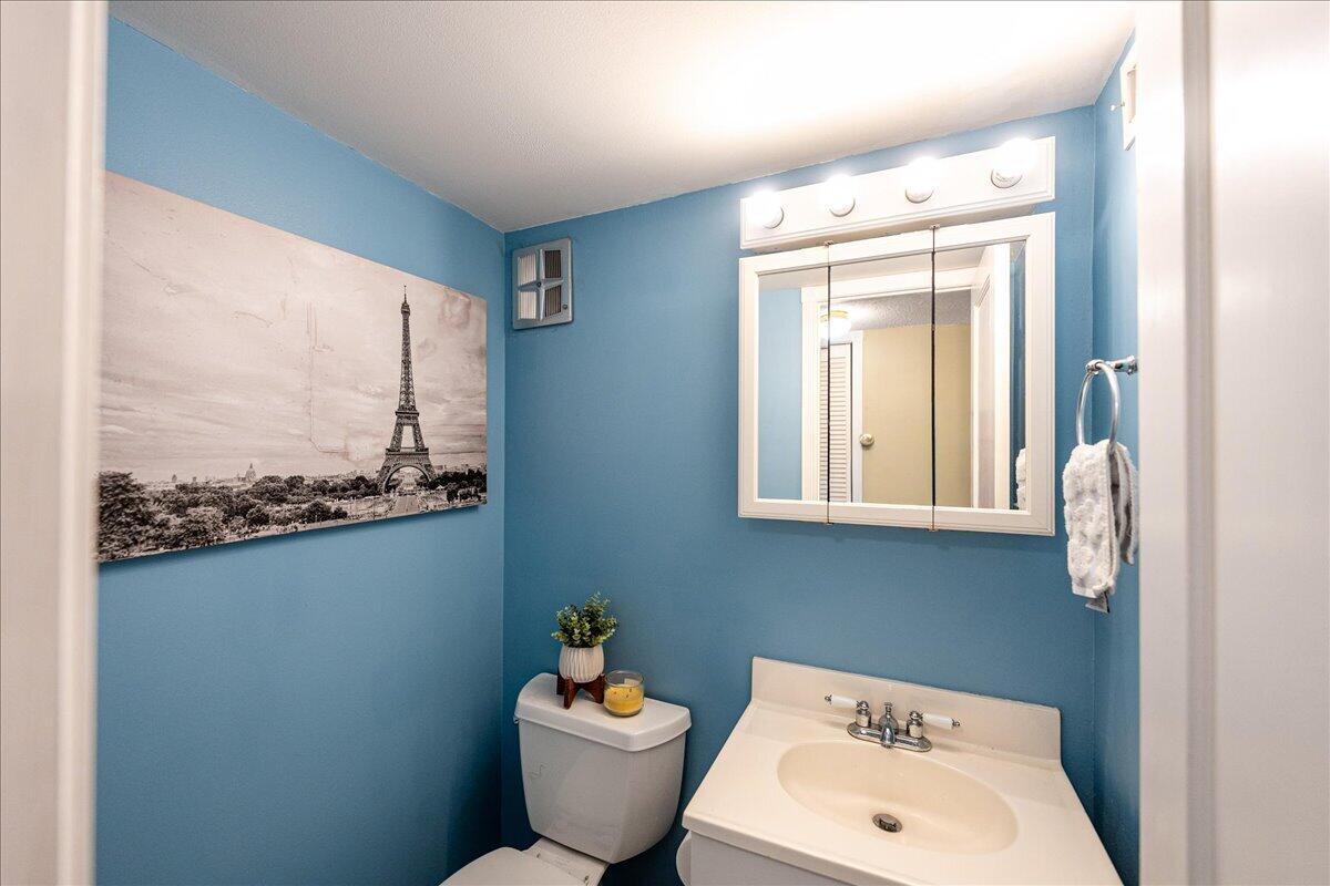 DE LA BAHIA CONDO - Residential